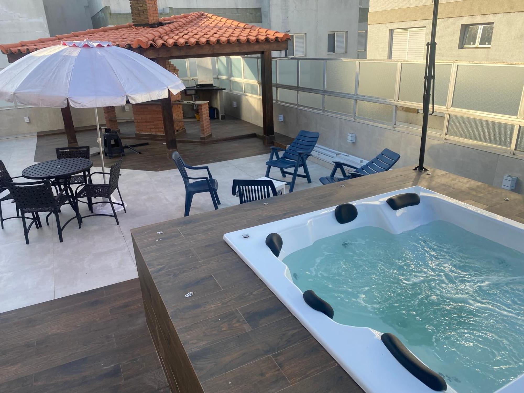 Cobertura Guarujá Apto com Jacuzzi e Churrasqueira Exterior foto